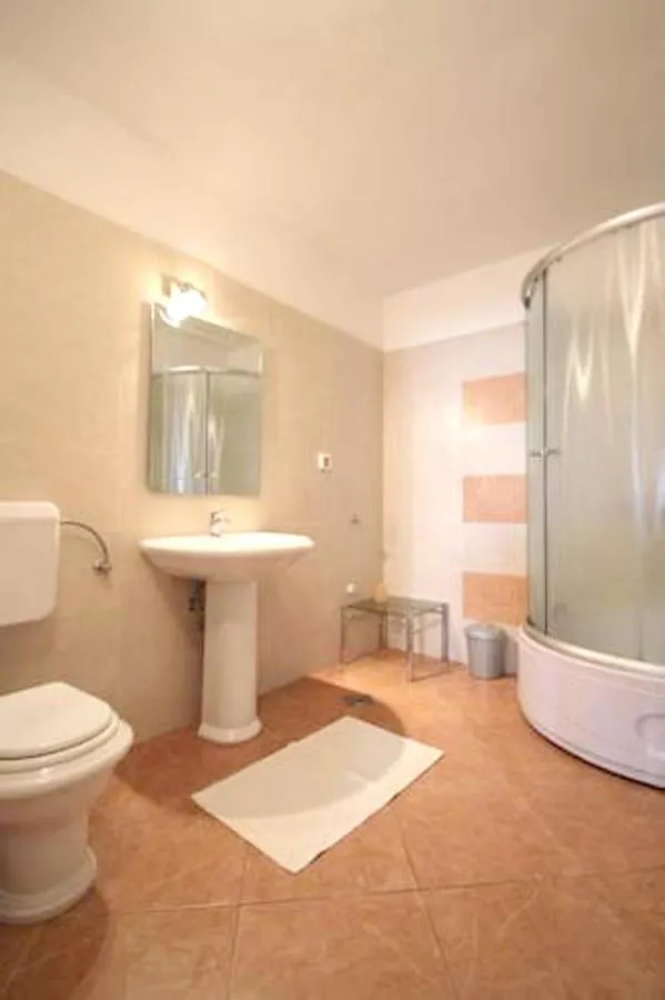 Charming Apartment In Novigrad, 45 Sqm, With Terrace Novigrad Istria 0*,  Hırvatistan